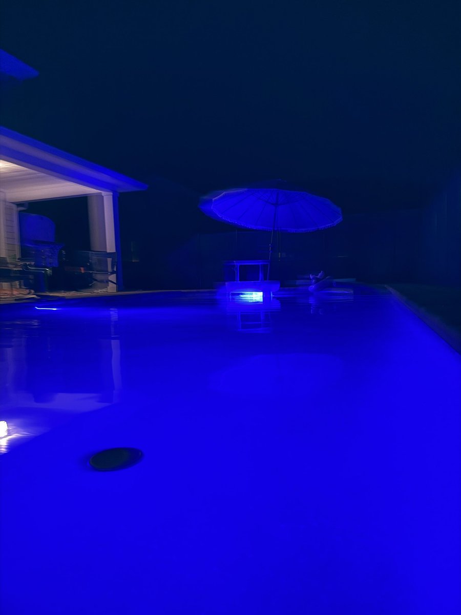 CoachSmitty904's tweet image. There’s a local legion ball team that a large portion of local players aren’t good enough to make but “legion ball isn’t good enough” #poolsidewithsmitty