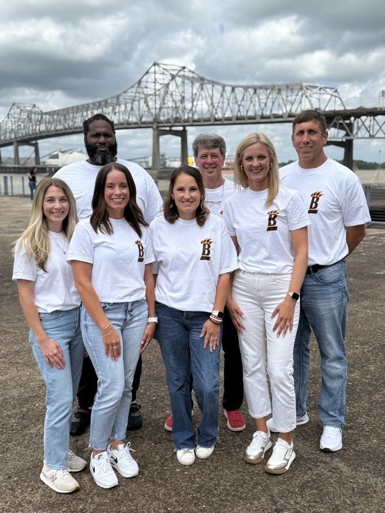 wbrpanthers's tweet image. The WBR admin teams with a great day at The Estuary at the Water Campus. Good reviews on the team shirt as well. Stay tuned for the opportunity to purchase one.