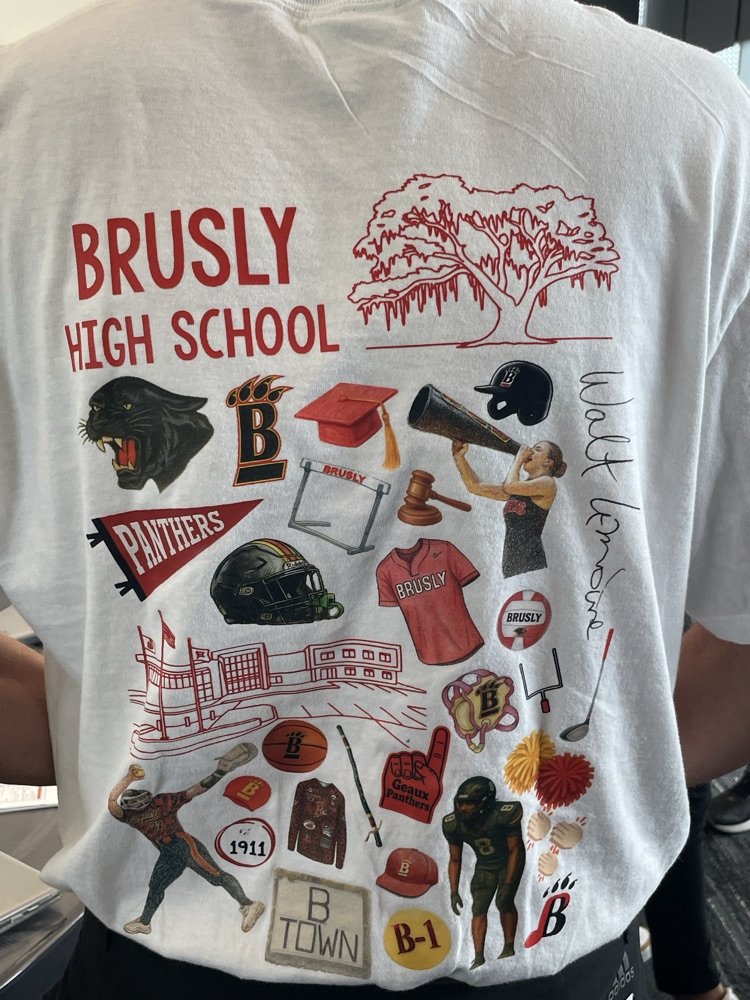 wbrpanthers's tweet image. The WBR admin teams with a great day at The Estuary at the Water Campus. Good reviews on the team shirt as well. Stay tuned for the opportunity to purchase one.
