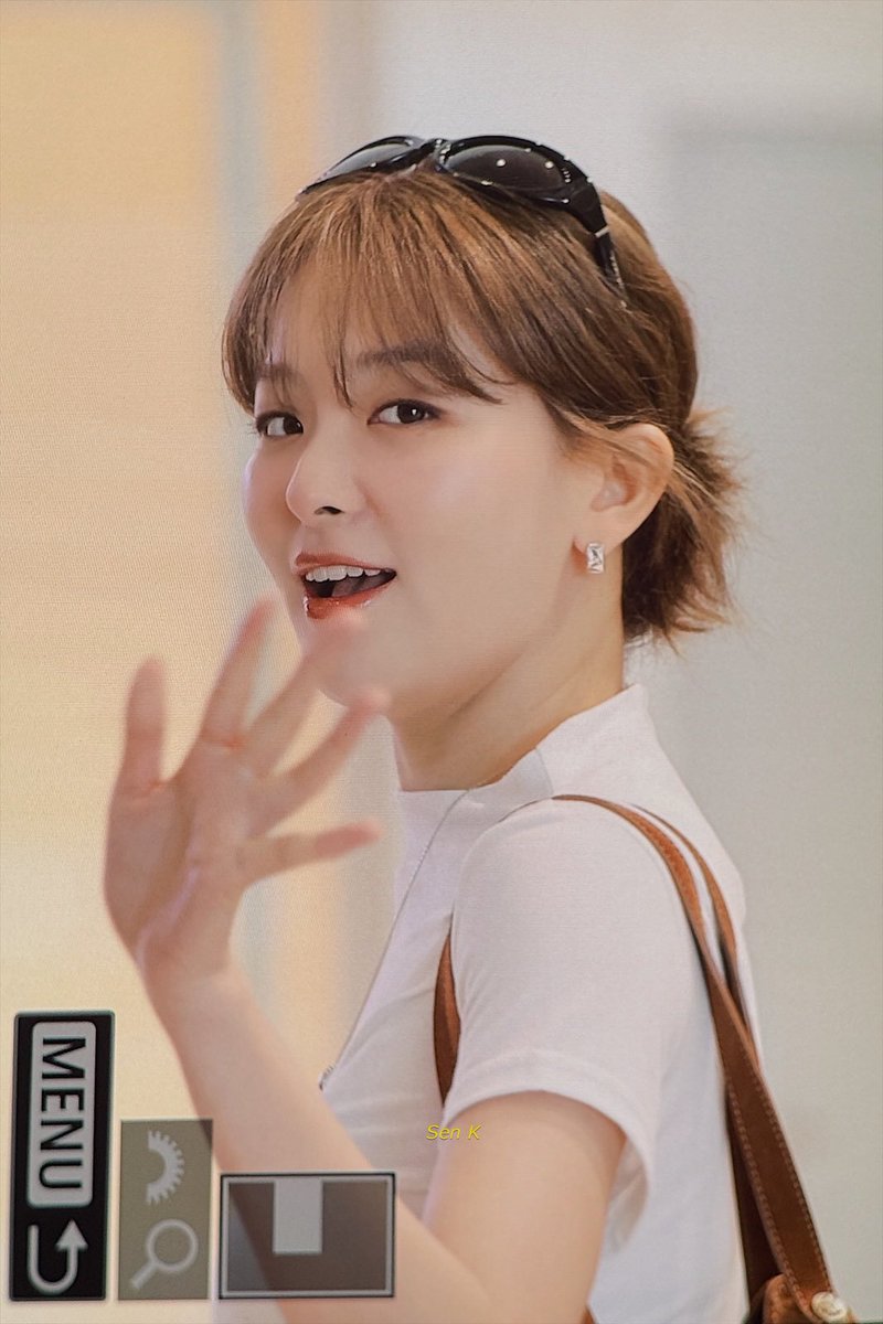 sensible_k's tweet image. 250726 출국 #슬기 #seulgi