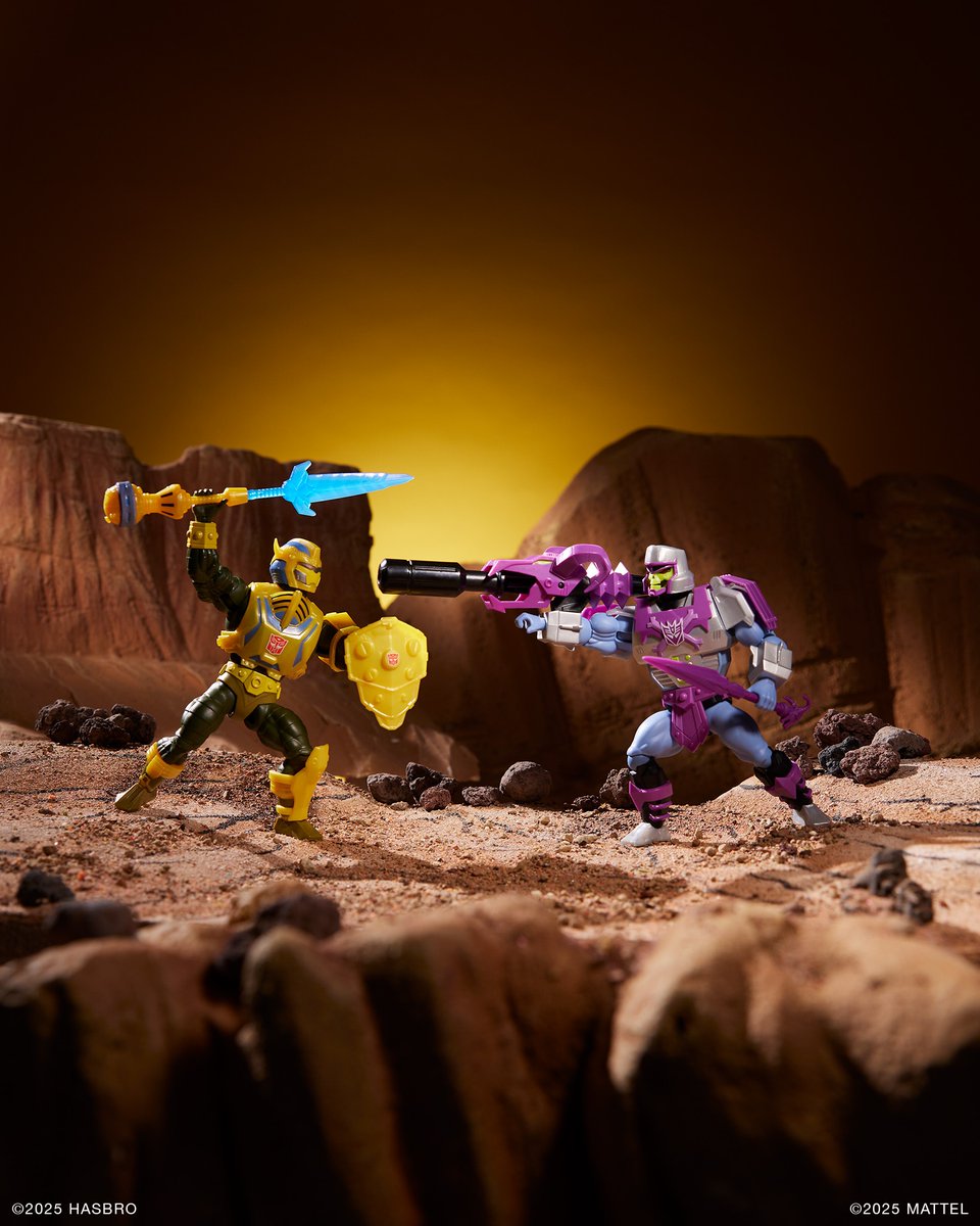 seibertron's tweet image. Masters of the Universe x Transformers Crossover Figures Revealed at SDCC dlvr.it/TM6xSG
