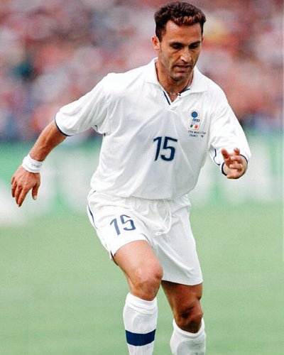 SuperbFootyPics's tweet image. Happy Birthday To Former
Roma, Reggiana, Nocerina, Perugia, Padova, Juventus, Fiorentina & Italy International Angelo Di Livio 59 Today