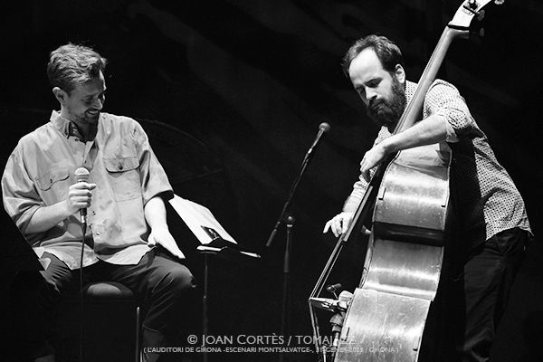tomajazz's tweet image. Libérica presentó Alé, iberian chants en el Auditori de Girona el 31 de enero de 2025. Joan Cortès los retrata en INSTANTZZ. Actuaron Pere Martínez, Max Villavecchia, Manel Fortià, Alba Careta, Oriol Roca, Aina López, Carles Denia tomajazz.com/web/liberica-a…