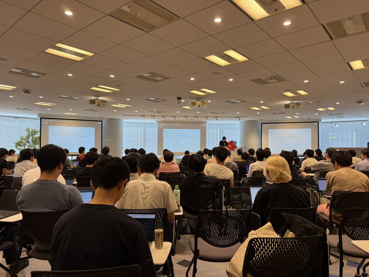 _ryo_astro's tweet image. 仕事兼取材で #DevinMeetupTokyo なう