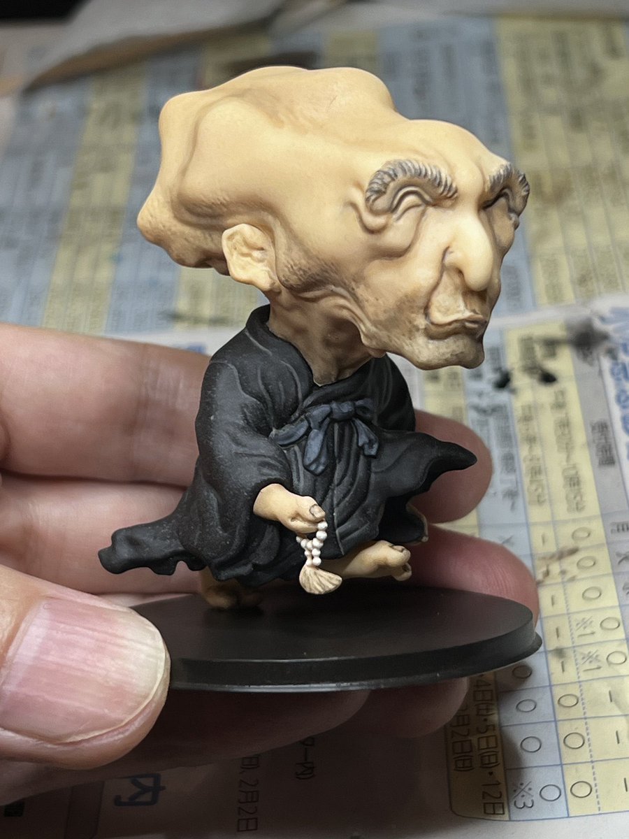 YukiTsukimura's tweet image. ギリギリ塗装終わりました💨
タナカと私で相変わらず恐竜、動物、妖怪です。
明日は皆さんにお会いできるのを楽しみにしています。
#いきものワンフェス