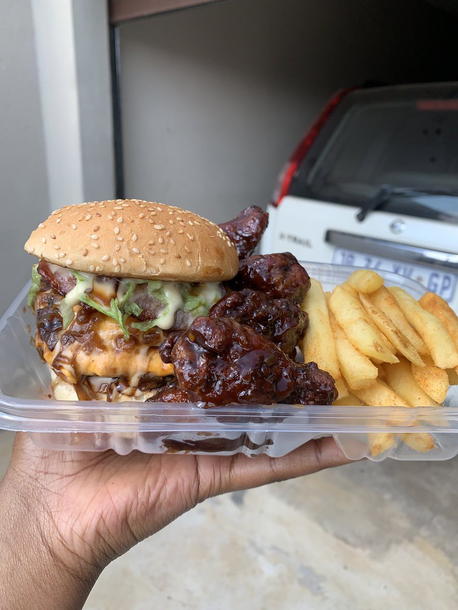 khensie_V's tweet image. Dumelang, Please take note of our updated menu we are open Monday til Saturday 11:30 til 18:00 No walkins, kindly order via WhatsApp 067108387, we’ve partnered with LT eats we now deliver In Randfontein Kindly please retweet 🤍