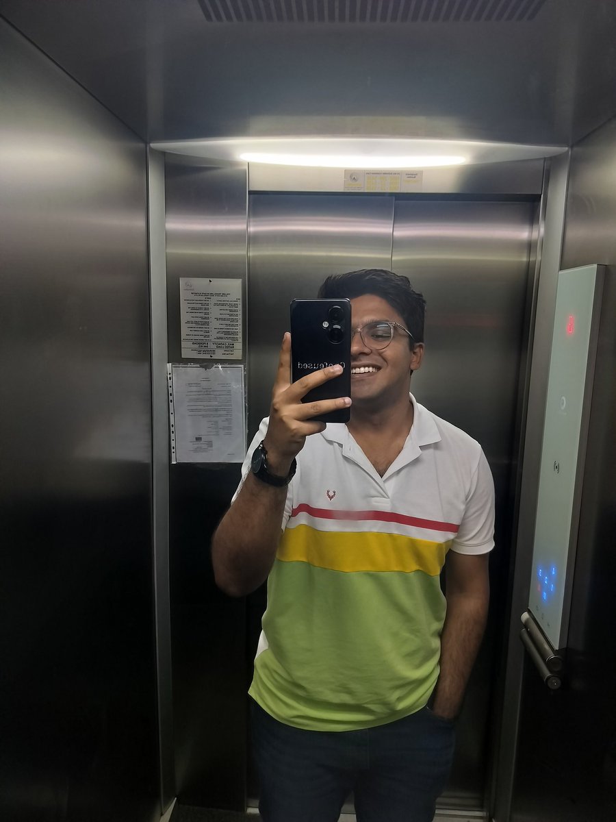 sundaramtwts's tweet image. Me after covering a 26 hr shift.