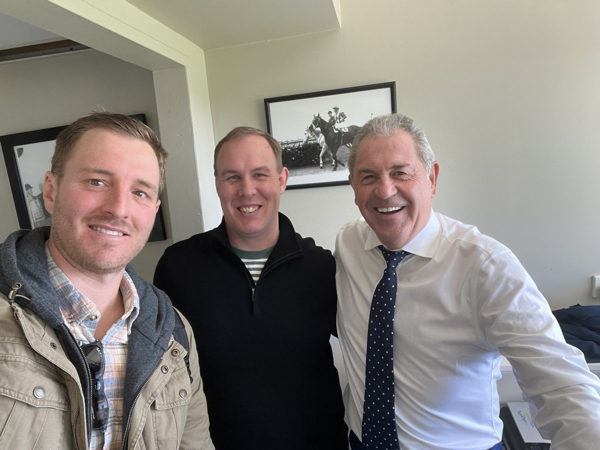 Two of the best in the business 🗣️ <a href="/tommentatornz/">𝗧𝗼𝗺 𝗪𝗼𝗼𝗱</a> 🇭🇰 and <a href="/DarrenMacmedia/">Darren McAullay</a> 🇦🇺 🐎