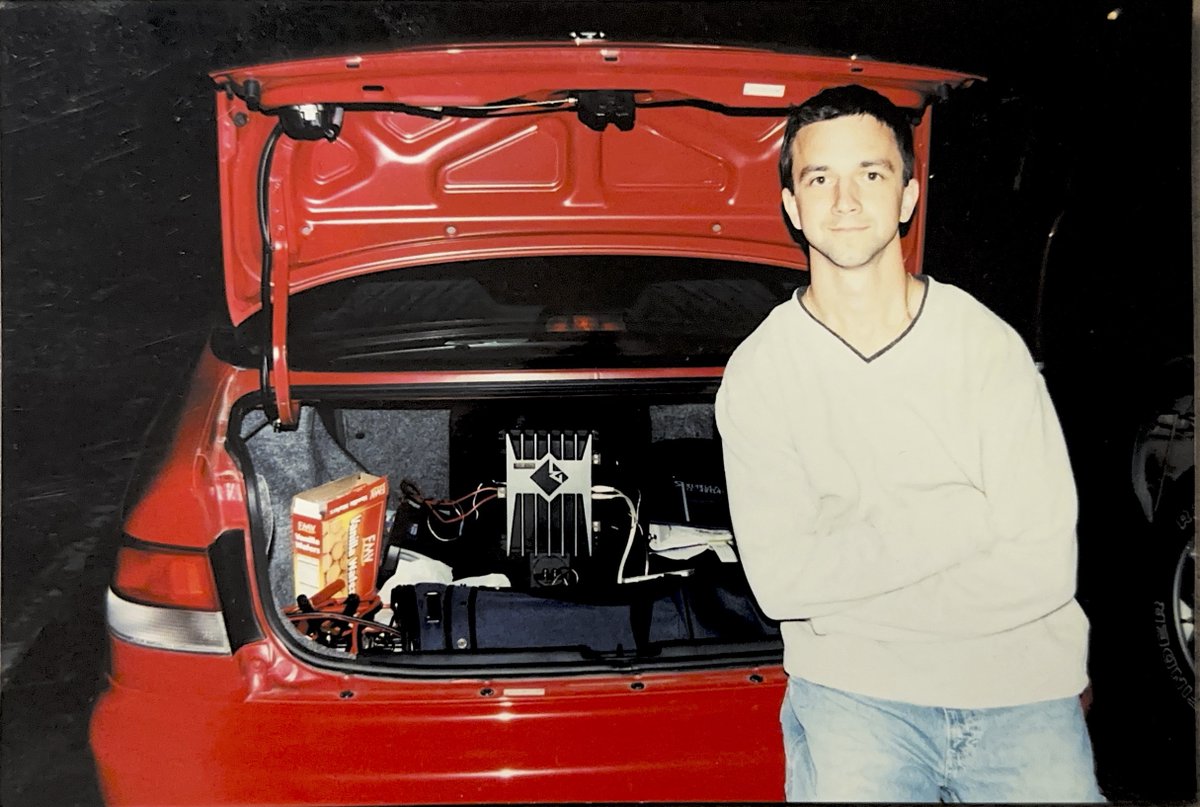 RobbBrunansky's tweet image. That sub with that amp hit so hard in my 1999 Civic Si. Also, what a punk. Circa 2000.