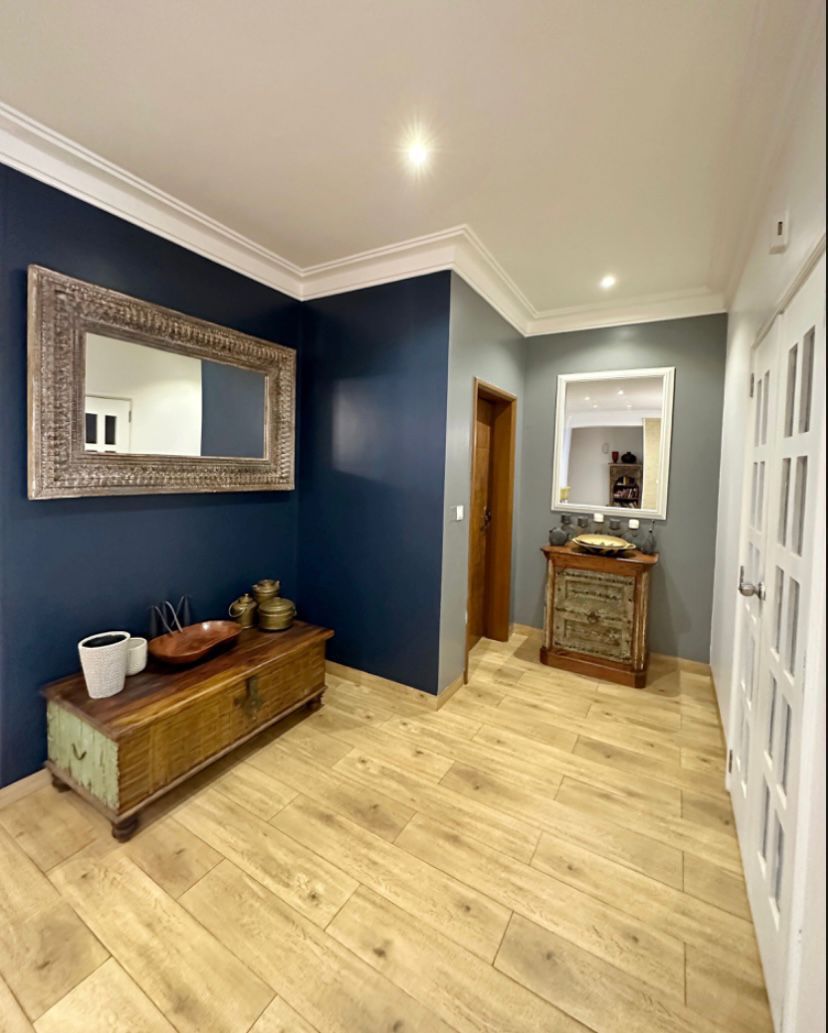 KMT_properties's tweet image. Luxurious 3 bedroom apartment for sale
Location: Kololo
Currently occupied by a long term tenant paying $2760 usd per month
Floor plan: 3 beds | 3 baths | 260SQM
Purchase Price: $349,000
Amenities: Maids room | Gym | Swimming Pool | Rooftop Terrace | High speed elevators…