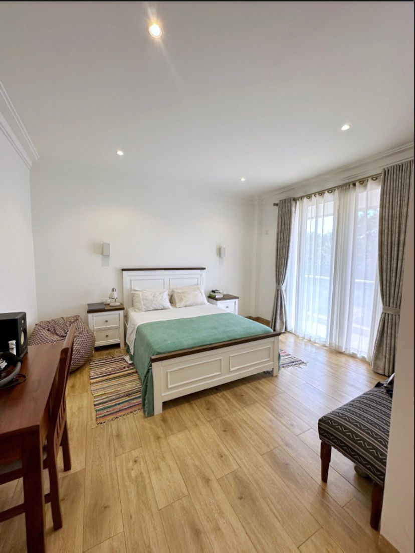 KMT_properties's tweet image. Luxurious 3 bedroom apartment for sale
Location: Kololo
Currently occupied by a long term tenant paying $2760 usd per month
Floor plan: 3 beds | 3 baths | 260SQM
Purchase Price: $349,000
Amenities: Maids room | Gym | Swimming Pool | Rooftop Terrace | High speed elevators…