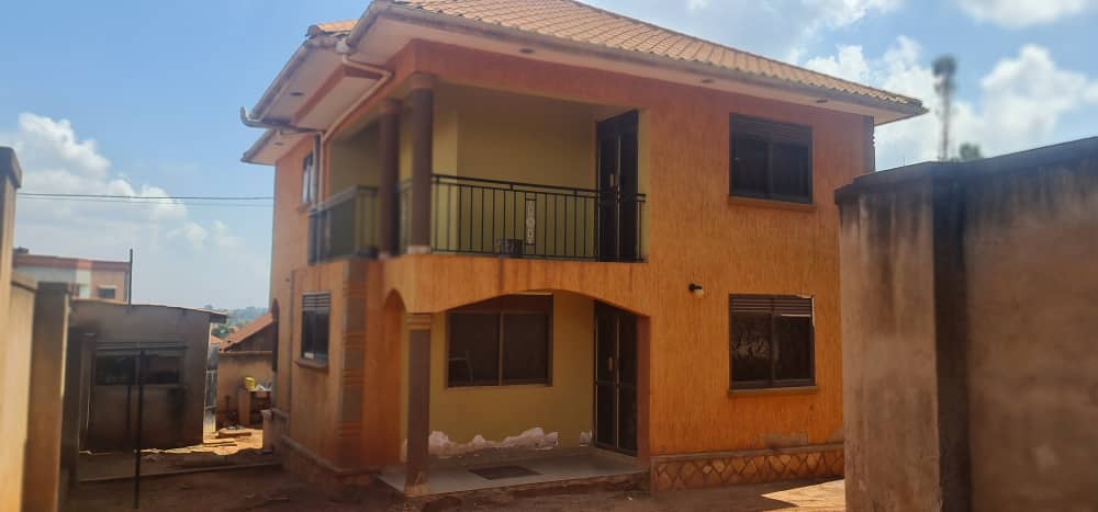 KMT_properties's tweet image. House on quick sale in kyanja kungu 4 bedrooms 3 bathrooms on 11 decimals reduced to 220m
+256786396665