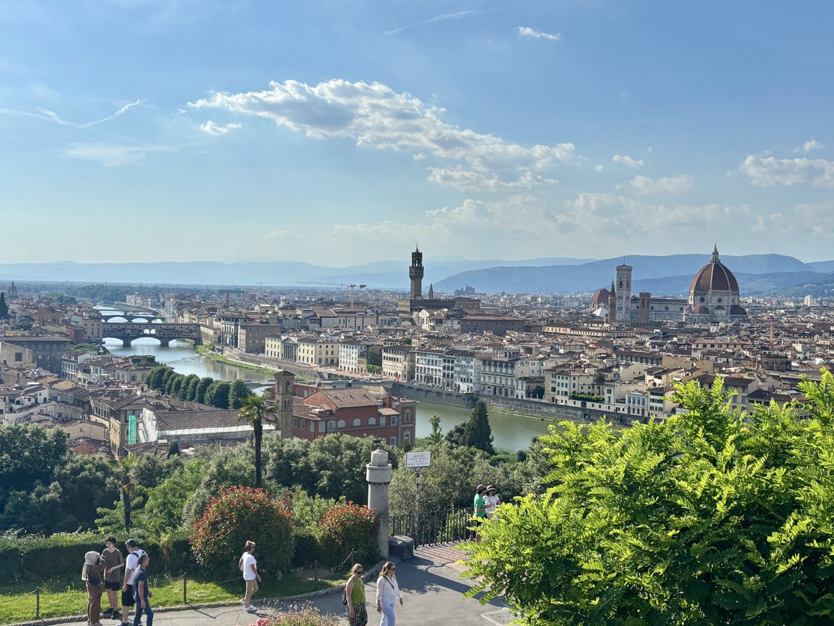 easyfirenze's tweet image. 質åã§ãðââïž
ãã±ã©ã³ãžã§ãåºå Žã¯ã©ã¡ããã奜ãã§ããïŒ
(1)(2)âæ(9æå)
(3)(4)â倿¹(ãšãããŠãå€ã®18æã¯ãŸã æããããã©)
æã倿¹ã§ããããããã°ãæèŠèãããŠäžããã