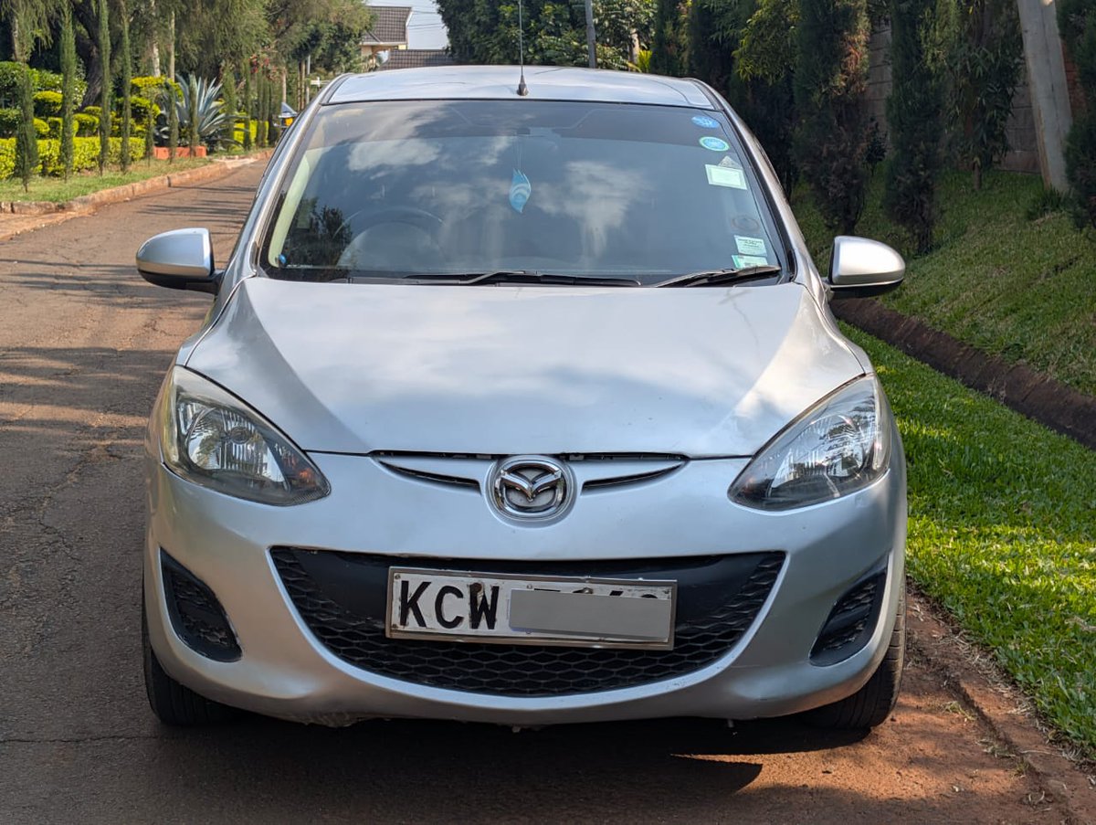 musakuru45's tweet image. Mazda demio
2012 model 1300cc
Mint condition
Price 570,000/=
📞 - 0799538049