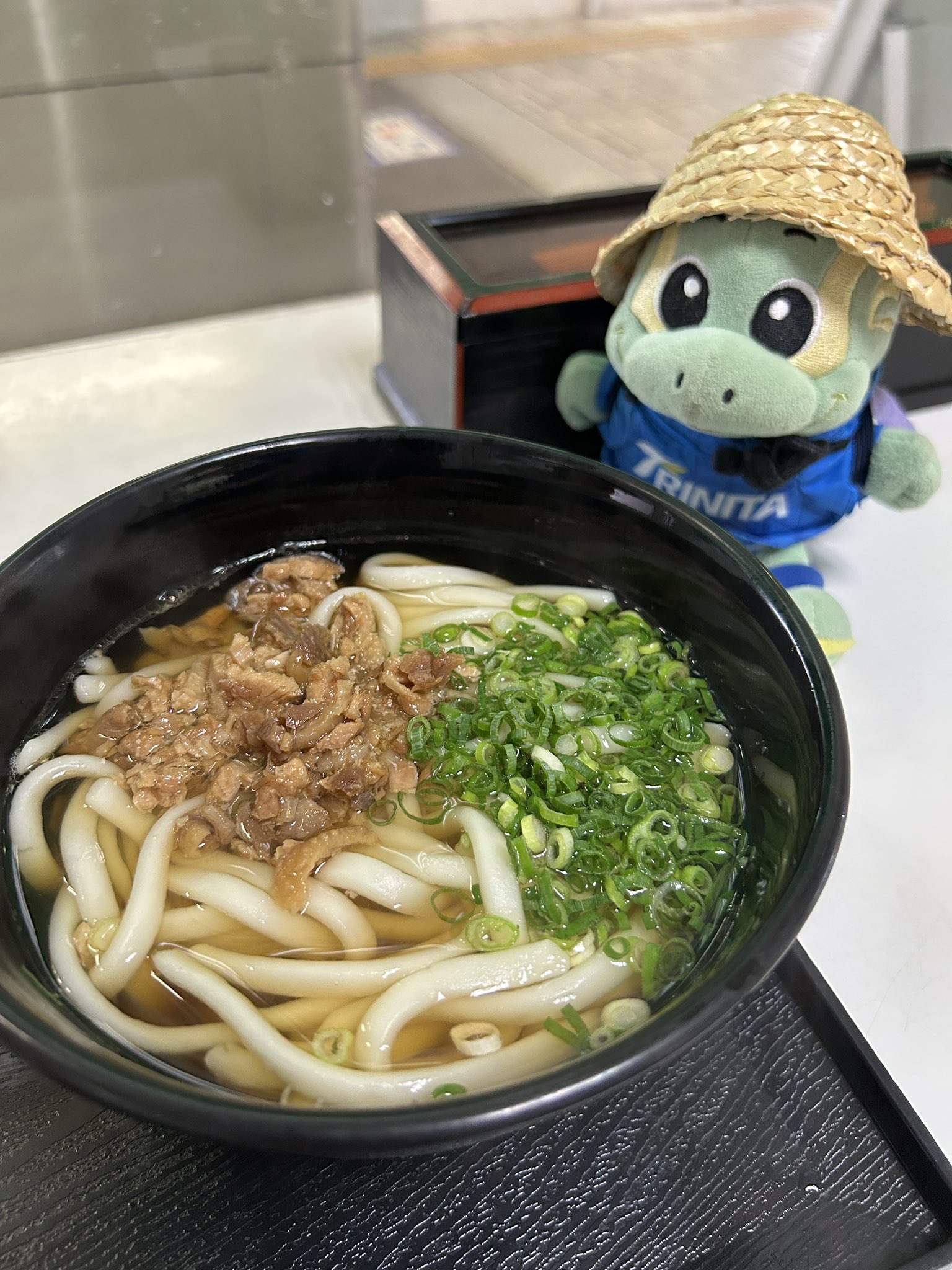 うどん‼️ 冷凍] キンレイ お水がいらない京風だしのおうどん 476g 1箱