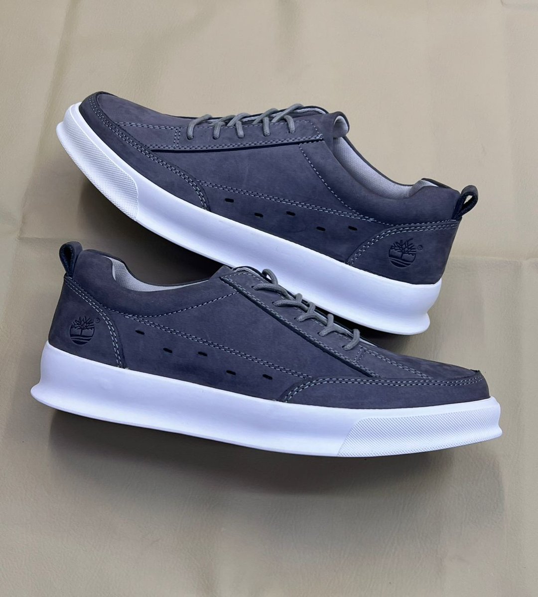 Dream_online_Tz's tweet image. Tims π₯Ύ
.
Size 40-45
.
Bei: 90,000/=
.
Njoo Whatsapp Chap βοΈ 0743931620