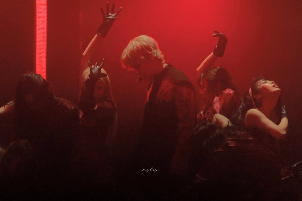 BOXIANx's tweet image. THE GLOBAL ICON : BAEKHYUN !