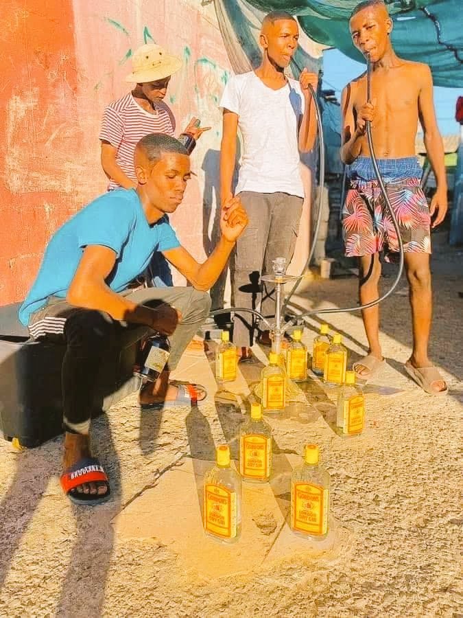 QualtyE93170's tweet image. Na huu ndo uhalisia
Jinsi unavyoongeza marafiki kwenye sycle yako jua kuwa unatengeneza maadui wengi wa kesho
#Ainahaja_ya_kuwa_na_marafiki_wengi
