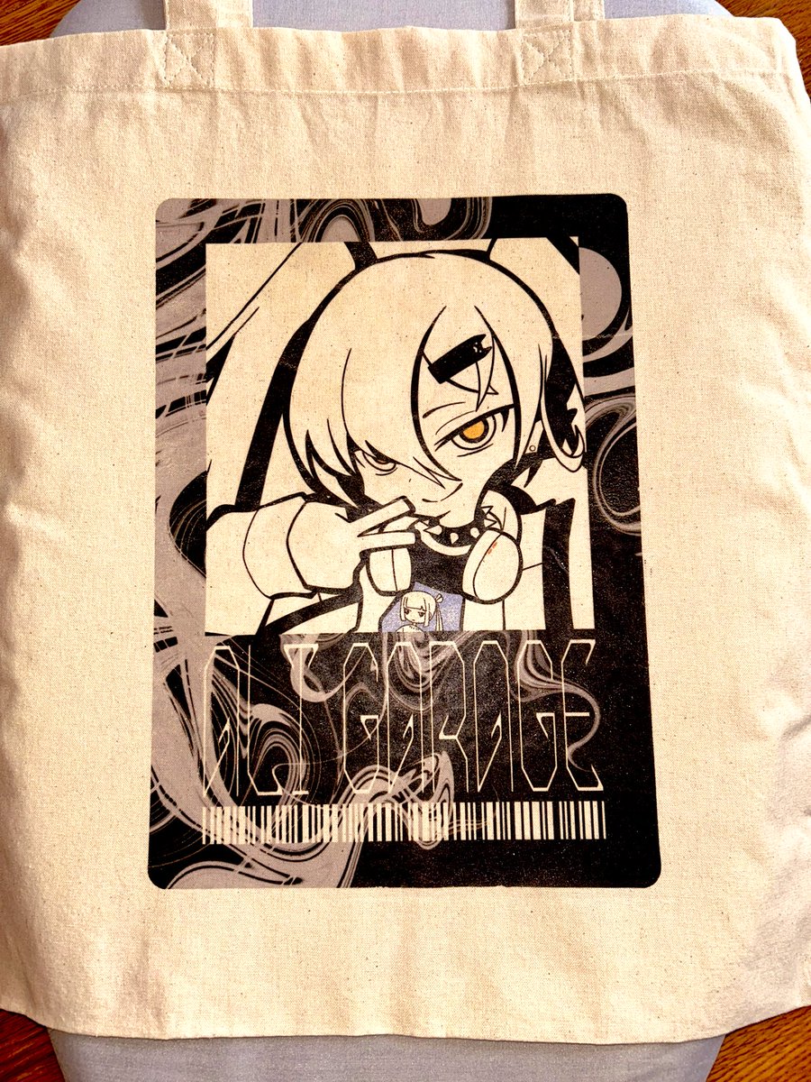 rrogTion's tweet image. 転写紙をもらったのでトートバッグで試してみたけどまあイケてるんじゃないでしょうか