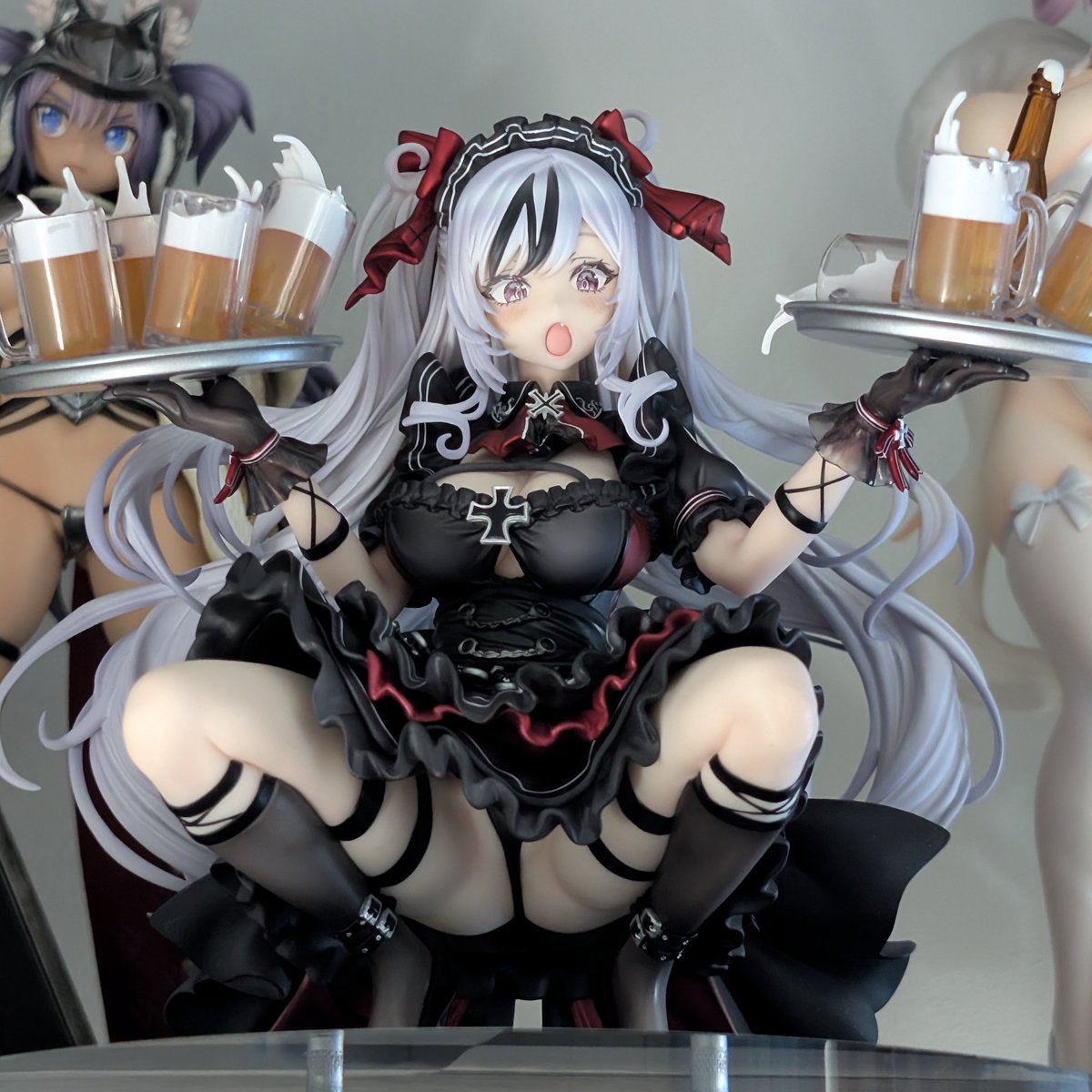 Morisaki_ESWL's tweet image. アズールレーン エルベ 見せ場訪れず?
あみあみ限定版 GOLDENHEAD+
デコマスと遜色なく、違和感のない造型に即スタメン✨
顔はどっちにしようか迷ったけど、目線の関係で上に飾るなら通常顔、低めに飾るなら限定顔かな?
どうやらサプライズTKBもあるようで……濡れ場は訪れたようですw
#アズレン