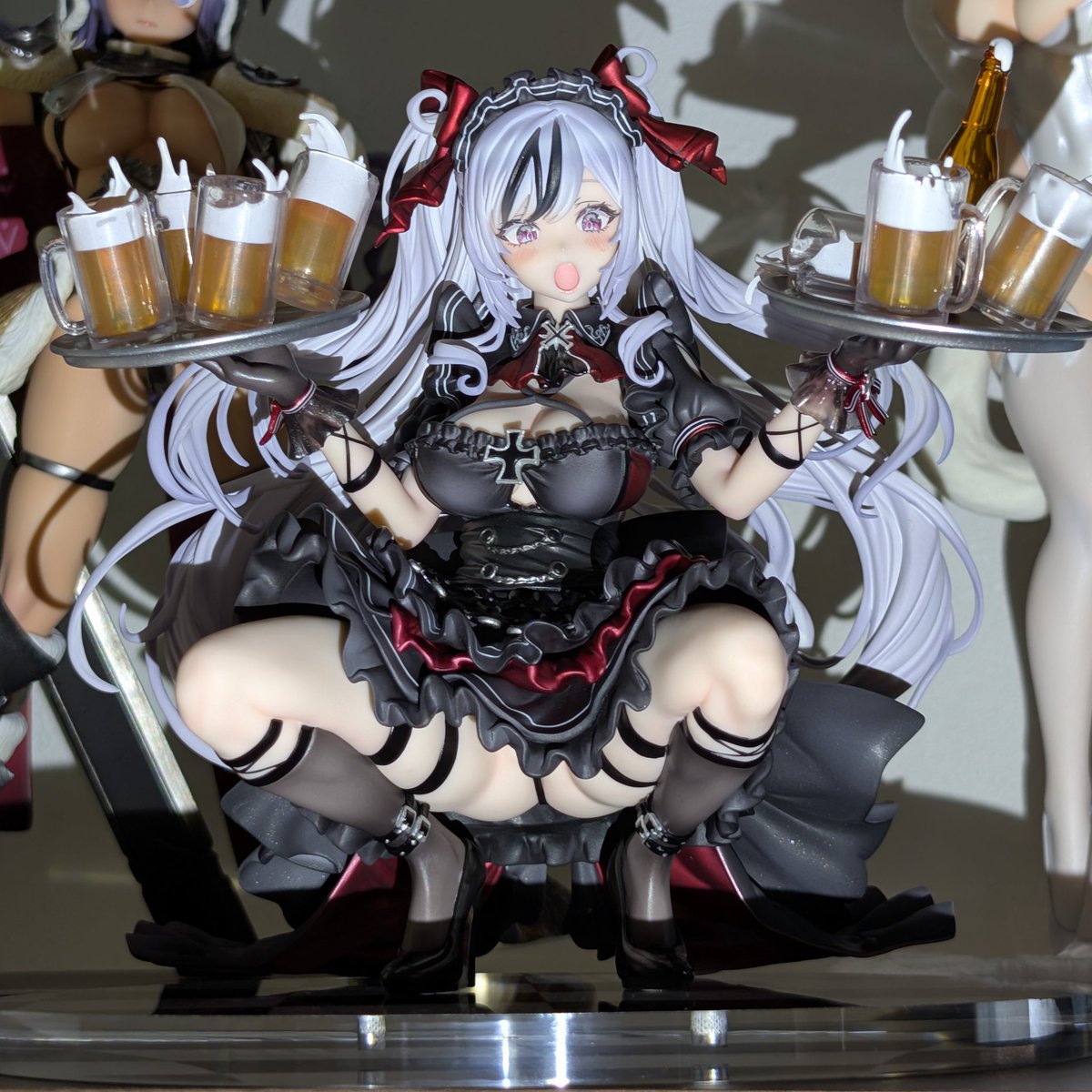 Morisaki_ESWL's tweet image. アズールレーン エルベ 見せ場訪れず?
あみあみ限定版 GOLDENHEAD+
デコマスと遜色なく、違和感のない造型に即スタメン✨
顔はどっちにしようか迷ったけど、目線の関係で上に飾るなら通常顔、低めに飾るなら限定顔かな?
どうやらサプライズTKBもあるようで……濡れ場は訪れたようですw
#アズレン
