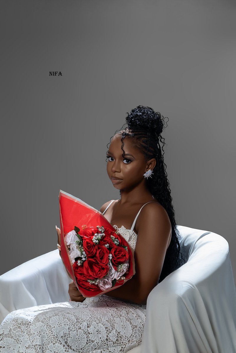 onyerofe's tweet image. As you celebrate another year of life today, may divine blessings and fortitude accompany you, empowering you to remain the formidable woman you have always been. May you continue to be a source of blessing to your family.
Happy birthday once again @webdesignerng