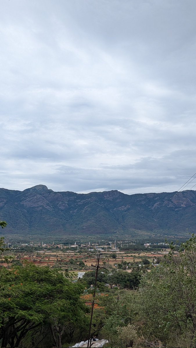 மாங்கரை பள்ளத்தாக்கு.