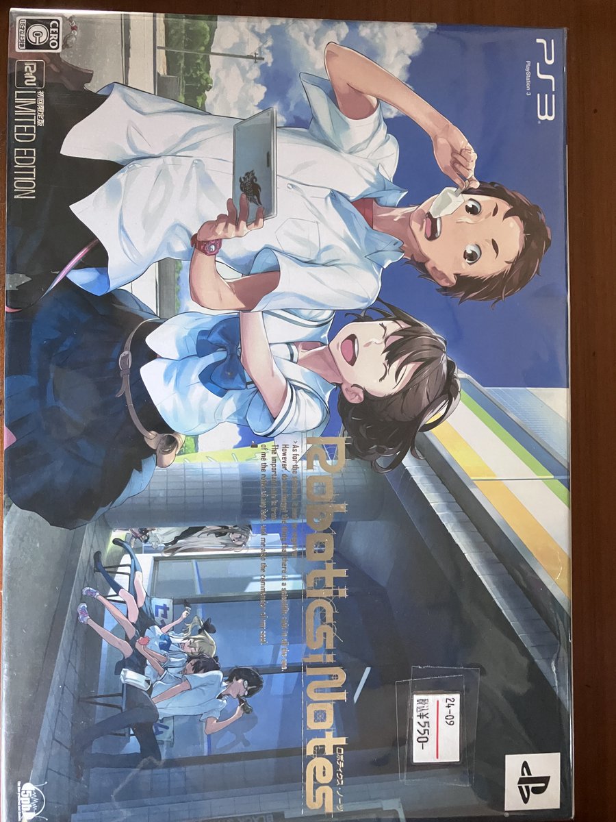takuma0083's tweet image. ただいまぁ⭐️
右のPS3が今回買ってユーザー登録完了
左のPS3が機能が壊れたジャンク物

んで
構造欠陥ゴミ冷却ファンでした
逆さやんけ💢とりつけできひんやろうがアホがぁ💢

今日のお出かけでロボティクノーツ限定版を見つけて購入

お待たせしましたぁ🩵
これからゆっくり会いに伺います🐬