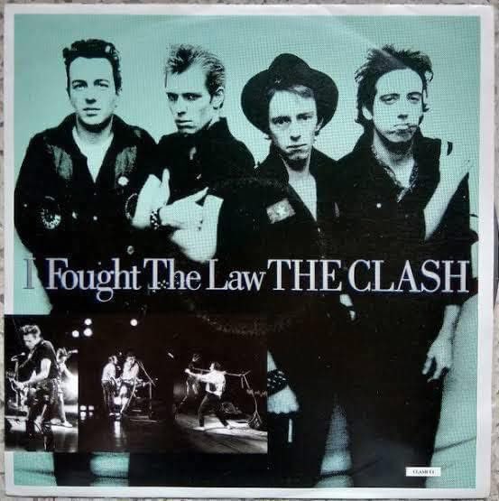 RockOthers's tweet image. #AlmanaccoRock by @FabioLisci
#OnThisDay #TheClash
26 luglio 1979 – I Clash pubblicano “I Fought the Law” negli Stati Uniti
Il 26 luglio 1979 segna il debutto discografico ufficiale dei Clash sul mercato americano. La CBS/Epic lancia negli USA il singolo “I Fought the Law”,…