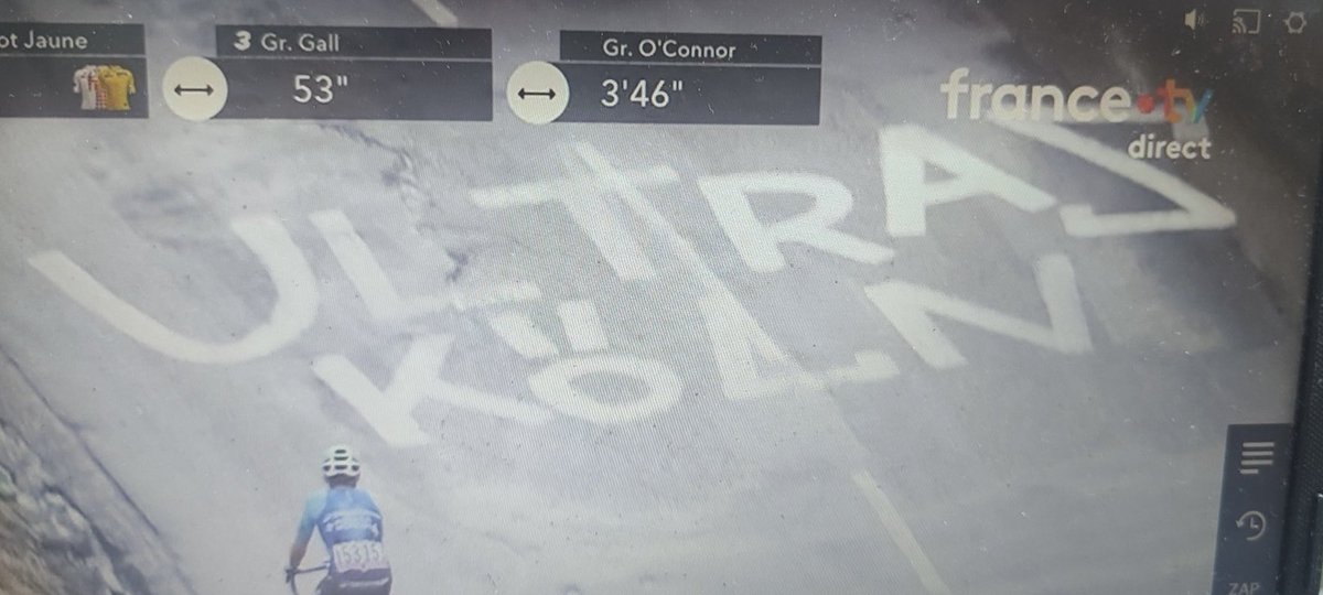 fussballmafiade's tweet image. Währenddessen kurz vor La Plagne… 

#TourDeFrance