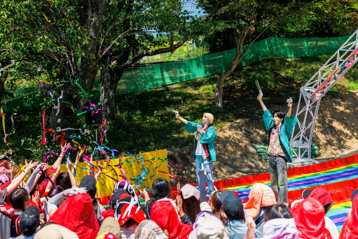 TrendNewsCaster's tweet image. リョウガ&ユーキ(超特急)登場!! 『さがみ湖MORI MORI・マジカルウェーブ』 リョウガ「爽快感MAXでした!」 – TREND NEWS CASTER trendnewscaster.jp/entertainment/… #超特急 #リョウガ #ユーキ