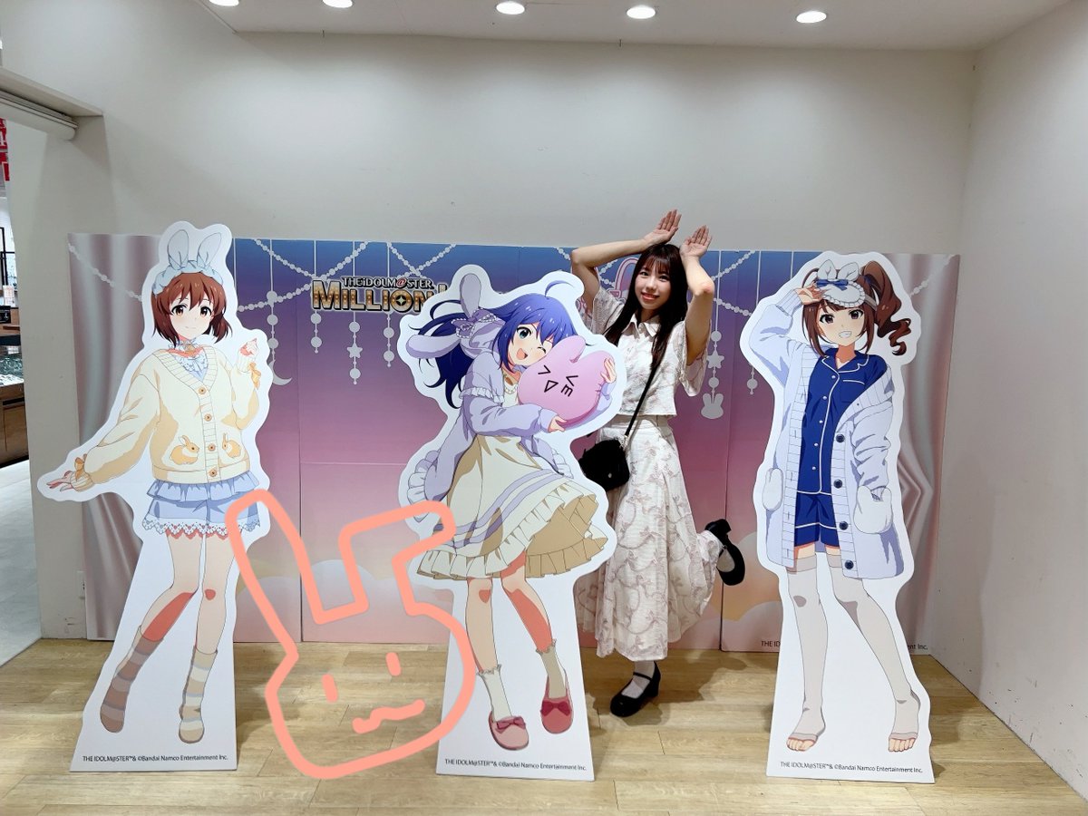 choucho0115's tweet image. 『うさふわ Dreamy!POP UP SHOP in 上野マルイ』行ってきました🐰
宮尾美也ちゃんはミニキャラでいたよ〜
うさぎモチーフかわいい₍ᐢ..ᐢ₎⊹
グッズも買えましたー!
みんなは行きましたか?
#ミリシタ