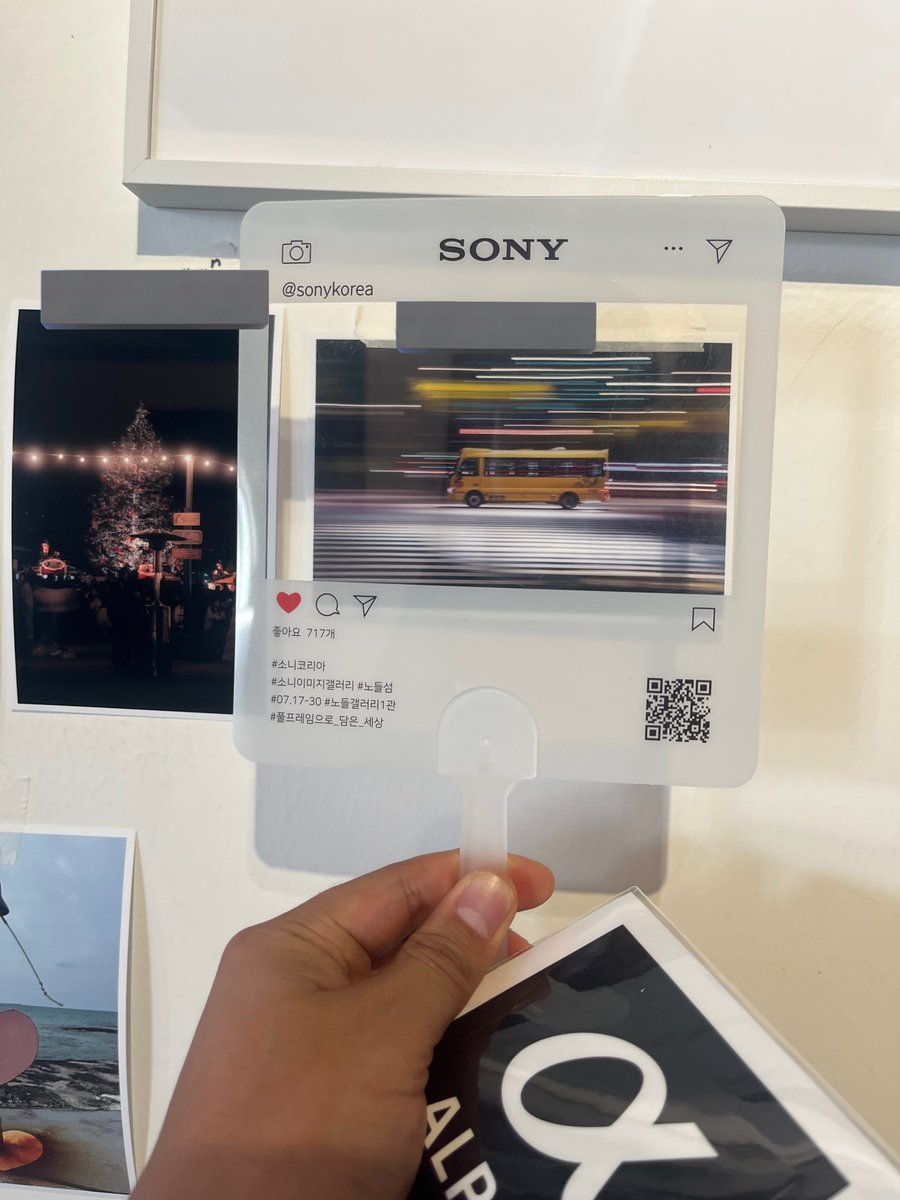 silver10293's tweet image. 소니 사진전 왔다감!