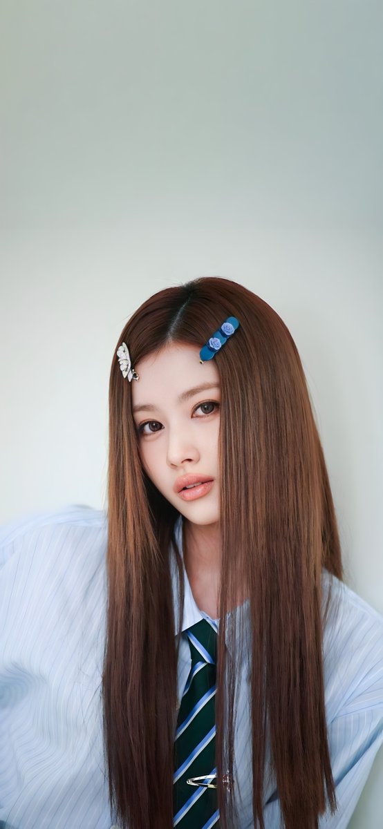 ForeverTwiceOT9's tweet image. Naver -- Sana.
FULL SCREEN WALLPAPERS.
Go to my Google drive and download 60000 HD Twice photos for free.
drive.google.com/drive/folders/…
#TWICE #트와이스 #ONCE #원스 #OT9
#사나 #サナ #さな #SANA #湊崎紗夏
