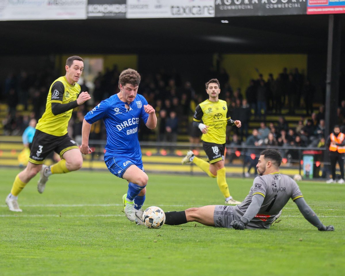 smfc's tweet image. HALF TIME | A bright start as we take a 1-0 lead into the break.
A brilliant ball from Painter-Andrews found Dovison, who struck the post with his first effort before squaring it for Leech to bury.
📸 Cindy Nitsos