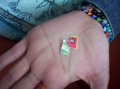 SantiLiebanaR's tweet image. Como echo de menos los veranos cuando de niños íbamos al parque y nos invitaban a caramelos.