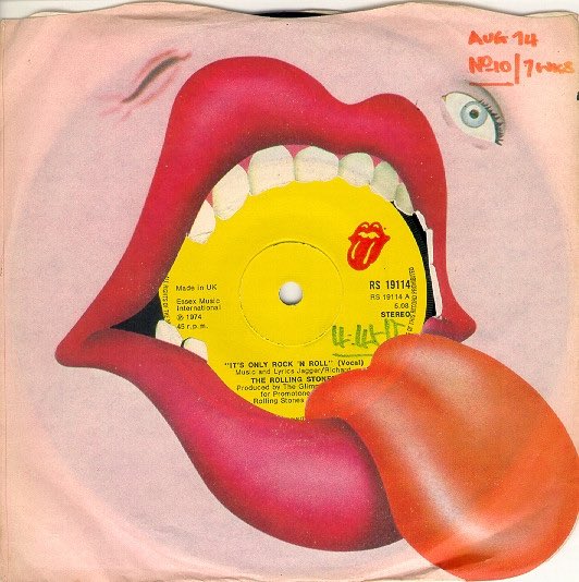 RockOthers's tweet image. #AlmanaccoRock by @FabioLisci
#OnThisDay #TheRollingStones
26 luglio 1974 – Esce il singolo “It’s Only Rock ’n Roll” dei Rolling Stones
Il 26 luglio 1974 i Rolling Stones pubblicano “It’s Only Rock ’n Roll (But I Like It)”, primo estratto dall’omonimo album in uscita a ottobre.…