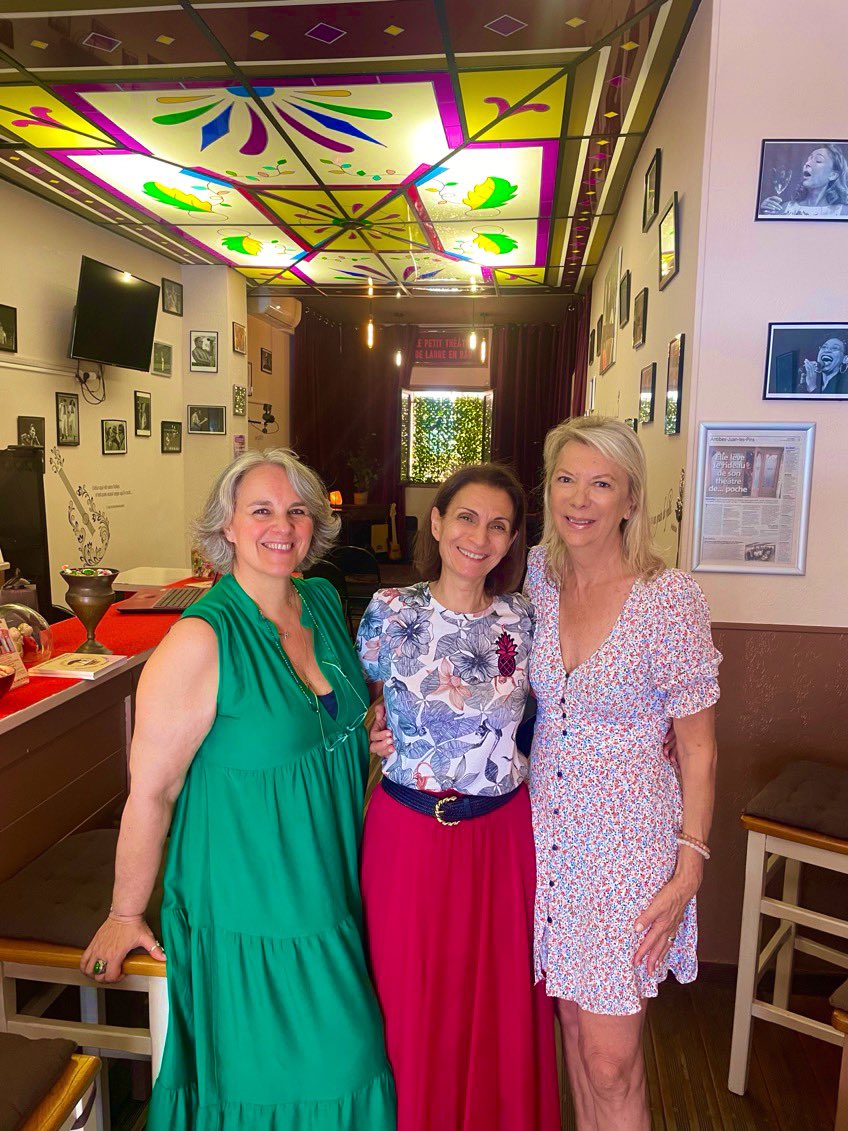 marika roman (@marikaroman) on Twitter photo Un petit Théâtre en cœur de ville à #JuanLesPins 🎭🎶 style #artdeco
Merci à Laure pour son accueil et à Betty de m’avoir fait découvrir ce lieu 😍
Ouvert du 1er septembre au 31 juillet
"Le Petit Théâtre de Laure en Bar"
<a href="/antibes_jlp/">Antibes JLP</a> Un petit Théâtre en cœur de ville à #JuanLesPins 🎭🎶 style #artdeco
Merci à Laure pour son accueil et à Betty de m’avoir fait découvrir ce lieu 😍
Ouvert du 1er septembre au 31 juillet
"Le Petit Théâtre de Laure en Bar"
<a href="/antibes_jlp/">Antibes JLP</a>