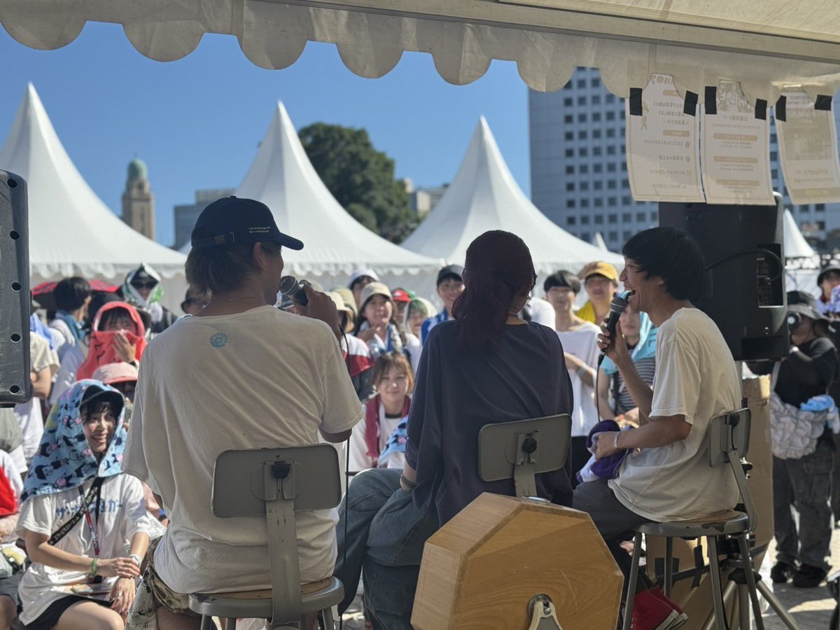 THE_BOYS_GIRLS's tweet image. #murofes
「ボイガルのブース」にて、『#ボイガルのビタ』公開収録第二弾終了!
UNFAIR RULE珠羽ちゃん、Brown Basketきっしーくん 、どうもありがとうございます🙏
最後は19:10〜19:25
古墳シスターズまつやまくん
LONGMANひらいさん
が登場!
ムロフェス折り返し!🔥