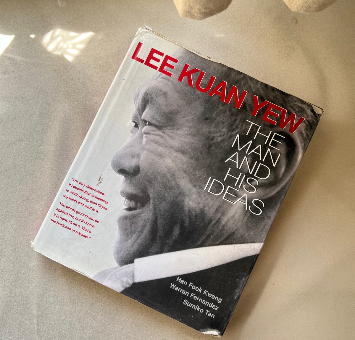 rmnth's tweet image. Writing tips from Lee Kuan Yew
Write in clean, clear prose
"I choose my words carefully – not elegant, not stylish, just clean, clear prose. It means simplifying, polishing and tightening."
Simplify, simplify, simplify
"Do not try to impress by big words – impress by the…