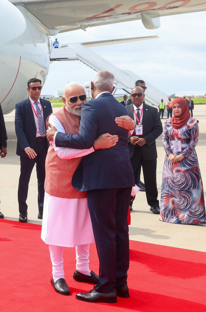 ramanswall's tweet photo. आ गले पड़ जा
#saturdaymorning #ModiInMaldives #ModiInUK #ModiInLondon https://t.co/ZLfxz1yasm