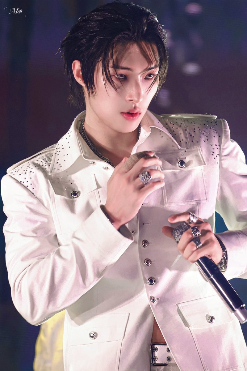 blinkyy00's tweet image. oh pretty