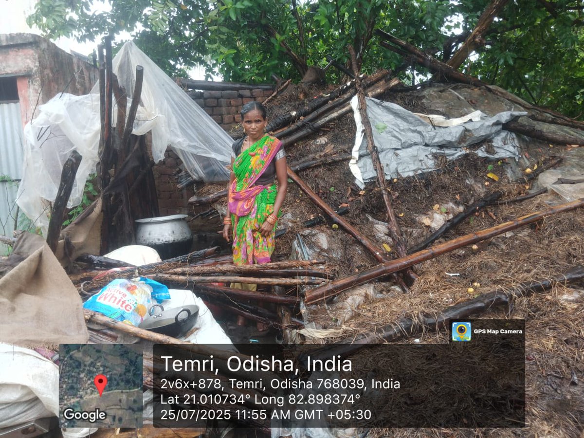 CharubalaB's tweet image. The house of #Saja Sagar from Temri village under Paikmal block in Bargarh district has collapsed due to heavy rainfall. A proper inquiry should be conducted, and necessary government assistance should be provided to his family.@CMO_Odisha @SRC_Odisha @DMBargarh @rdmodisha