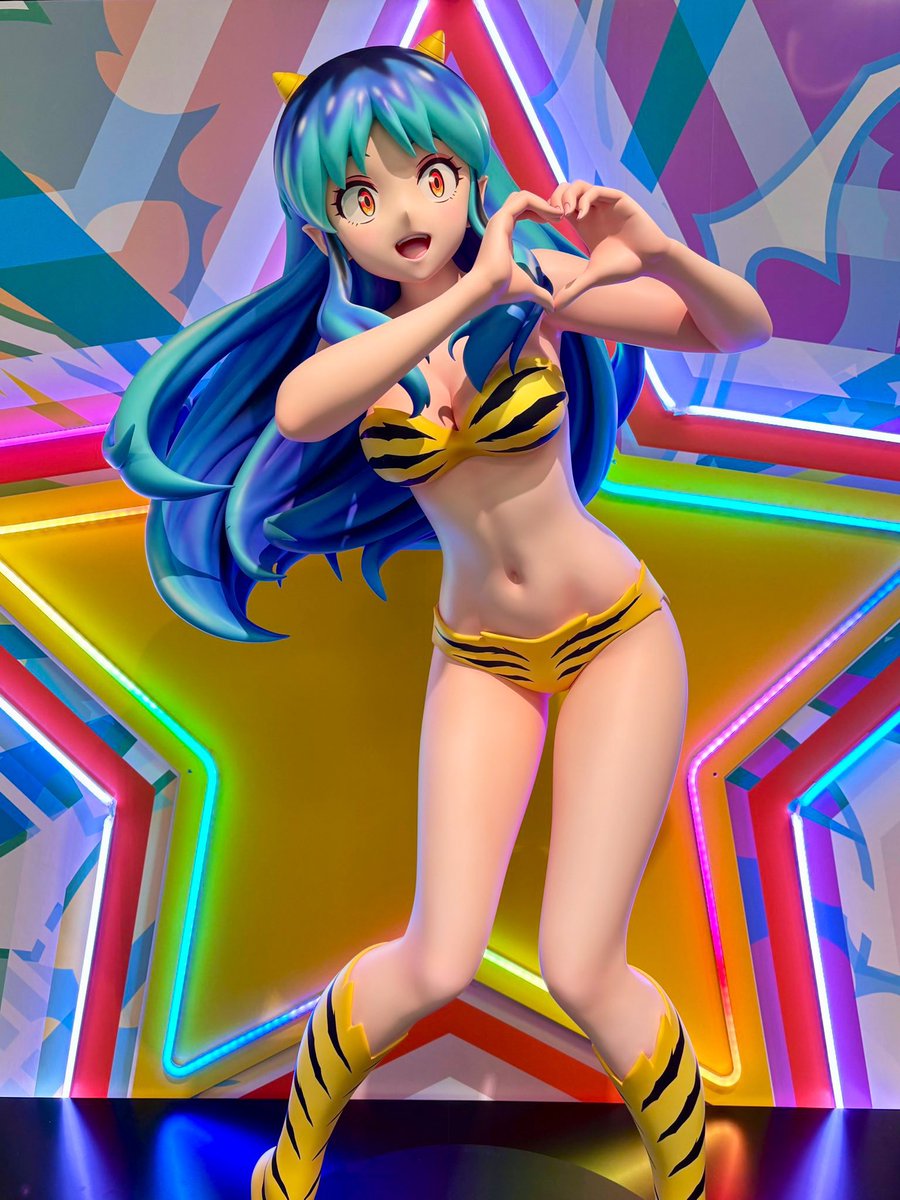 uy_allstarsten's tweet image. 【#うる星やつら展静岡 本日開幕🎉】
静岡会場オリジナルのフォトスポットも登場⛰️⚡️
皆さまのご来場をお待ちしています💖
=====
📍ツインメッセ静岡西館2階 第2小展示場
@tmesse_official
🗓️2025年8月17日(日)
⏰平日13:00-18:30
土日祝・8月12~15日10:00-17:00
⚡️詳細はこちらから⬇️…
