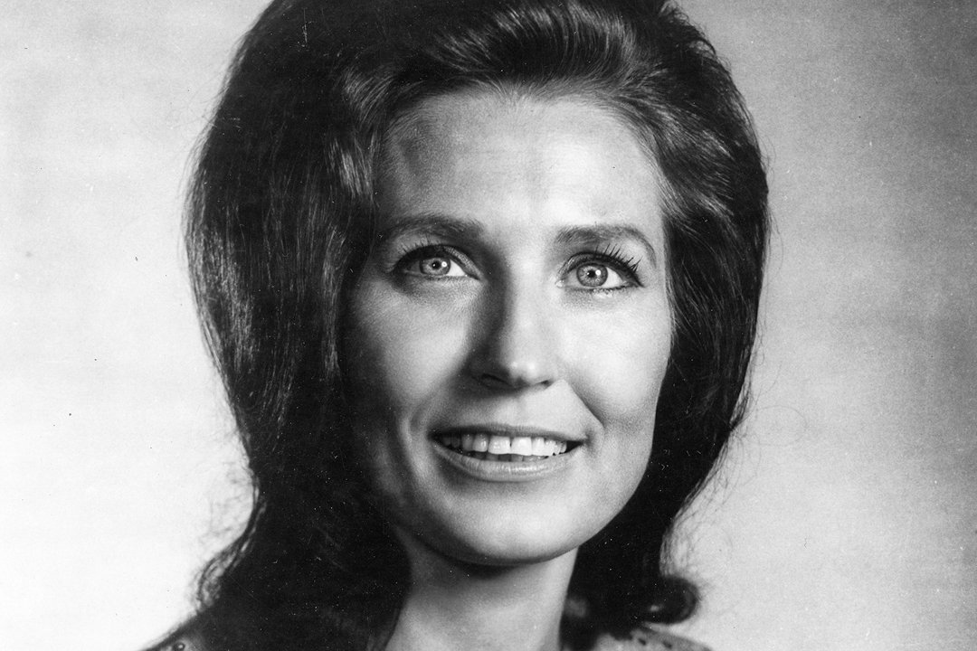 SFTomahawk's tweet image. Heard Patsy Cline passed. RIP you coal miners daughter.