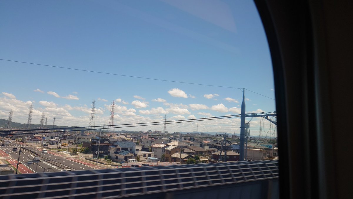 s_hell89258's tweet image. 仕事以外で新幹線乗るのが新鮮すぎる笑