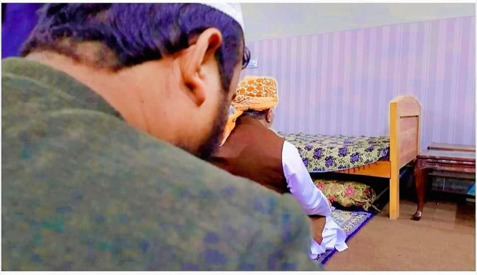 MSamiUllah_786's tweet image. مانگی تھی ہم نے خدا سے محبت کی زندگی
خدا نے #جمیعت سے ملا کر زندگی ھی محبت بنادی