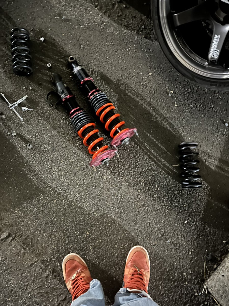 bynq_'s tweet image. 俺もヘルパー抜いたらピョンピョコ跳ねるんだろうなー