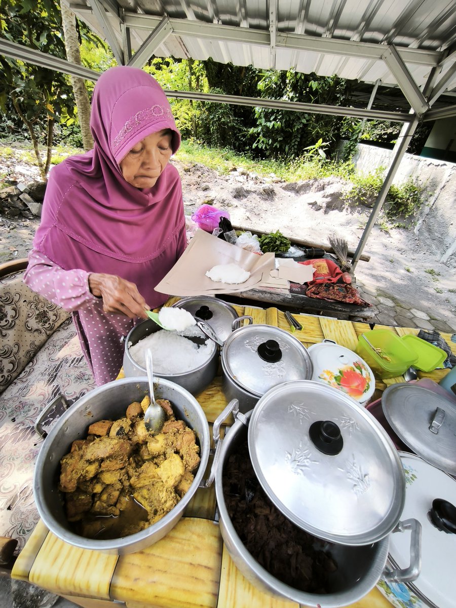 Blessed life deket ruma ada sarapan ena murmer 🙏