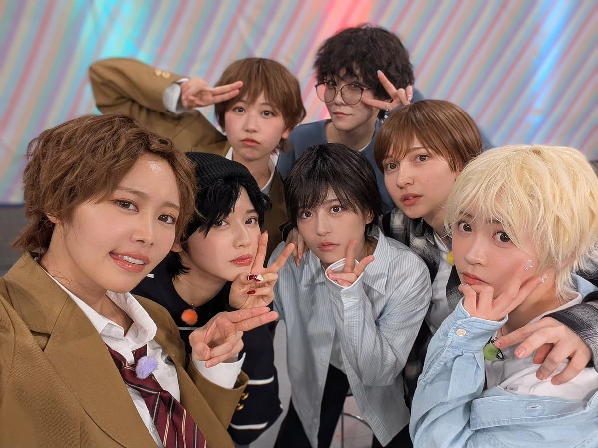 FRUITS_ZIPPER's tweet image. 🎤✨#ふるっぱーイベント情報 ✨🎤
『NEW KAWAIIってしてよ?フェス~この夏、一番のカワイイをみてよ?~』🏮🎆
チケット一般発売中です‼️✨
残りわずかなチャンスをぜひお見逃しなく🥹
📍東京国際フォーラム ホールA
1部:OPEN 13:15 / START 14:30
2部:OPEN 17:45 / START 19:00…